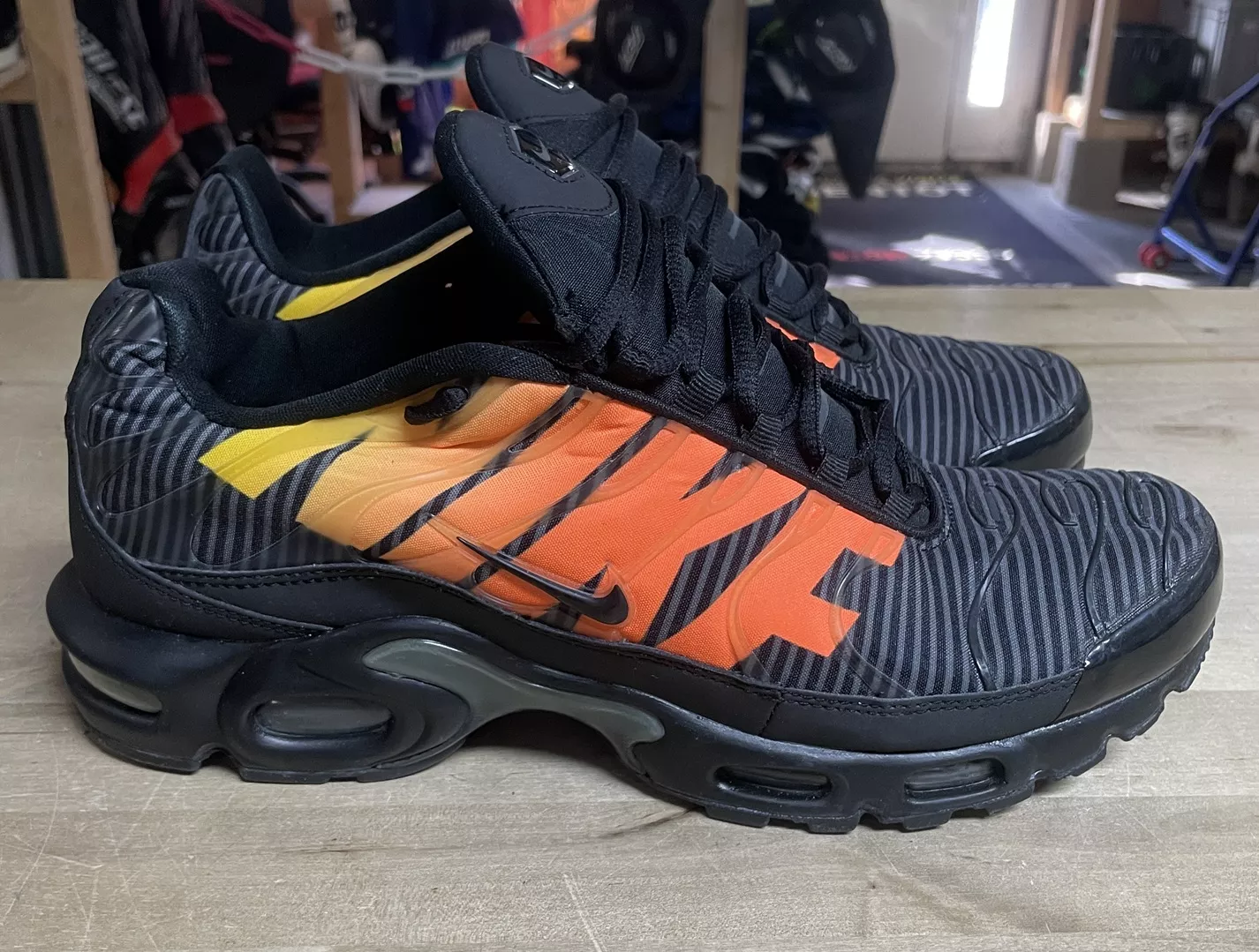 Nike Airmax plus Mercurial Black Orange T.45