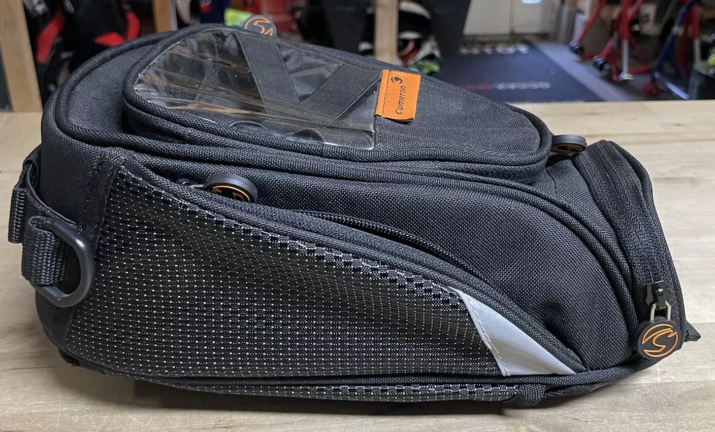 Sacoche de réservoir aimantée Cameron