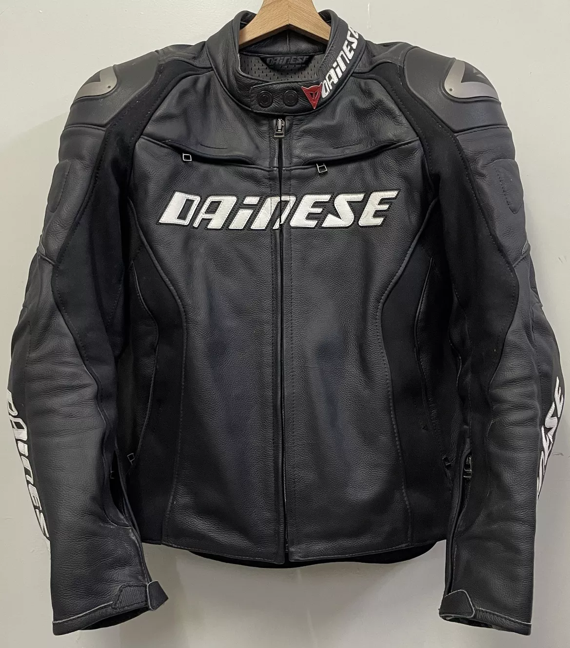 Blouson cuir Dainese T.46