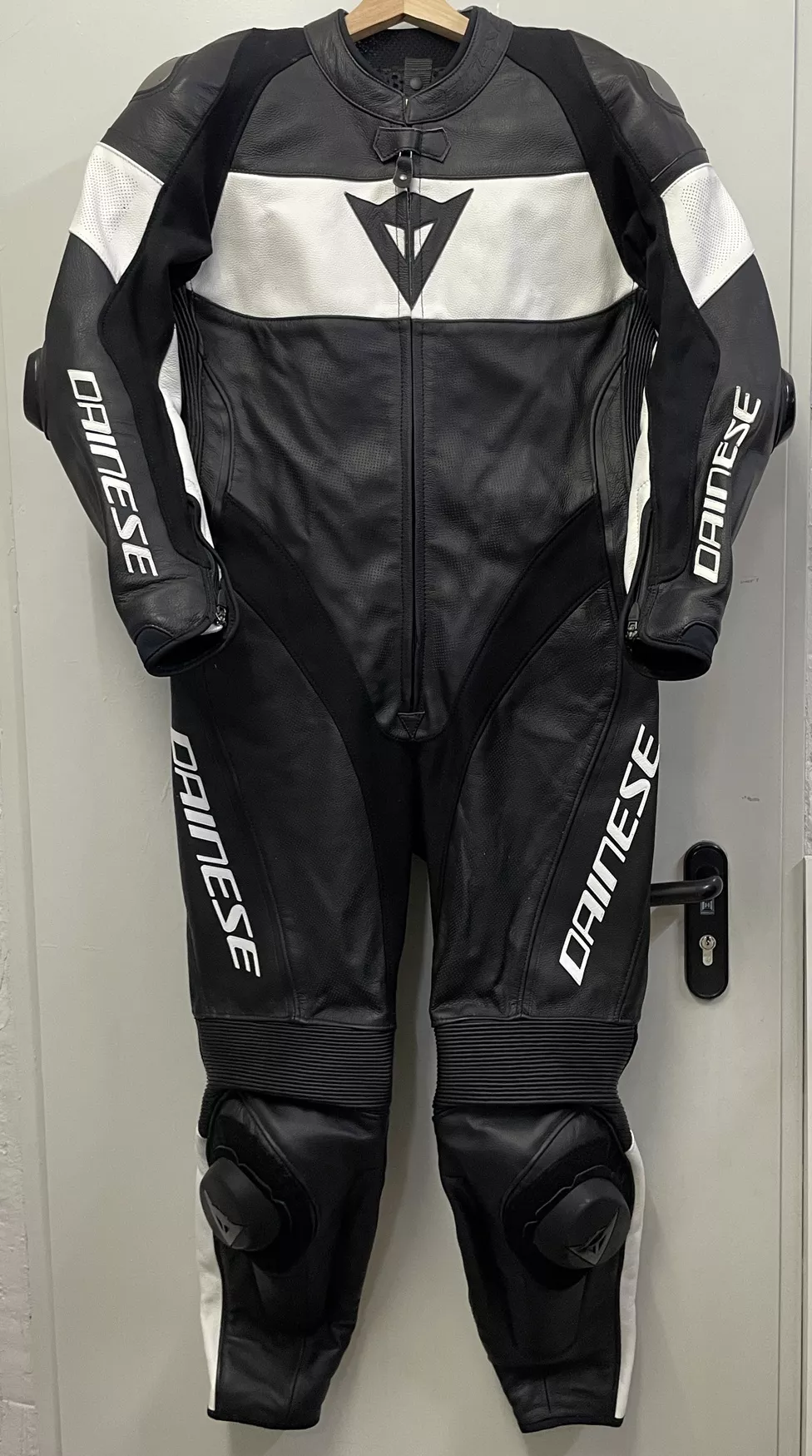 Combinaison cuir dame 1 pièce Dainese T.48