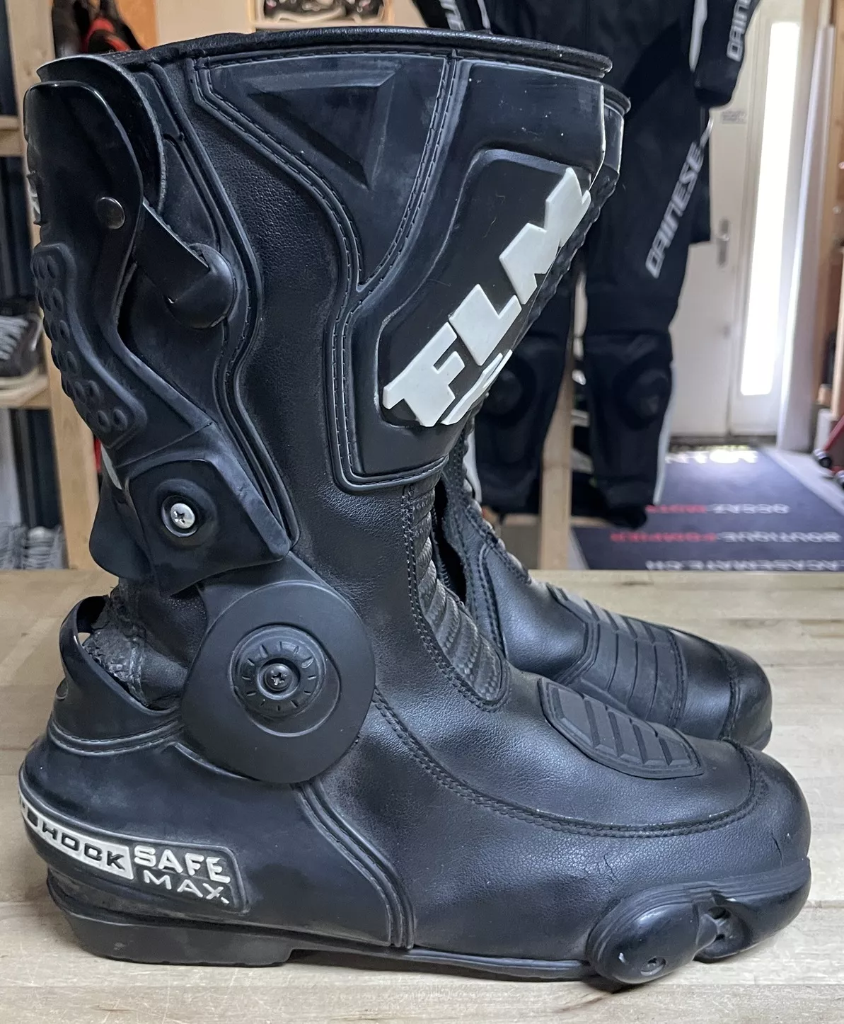 Bottes racing FLM P.42