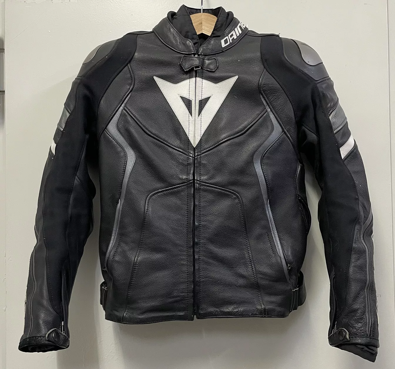 Blouson cuir dame Dainese T.42