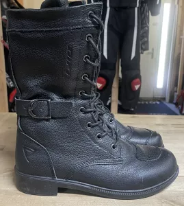 Bottes
