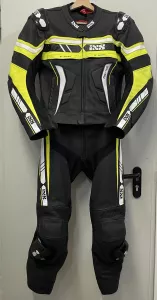 Combinaison cuir