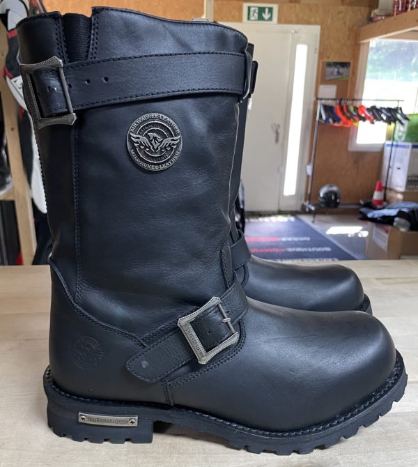 [NEUF] Bottes Milwaukee - Pointure 44.5
