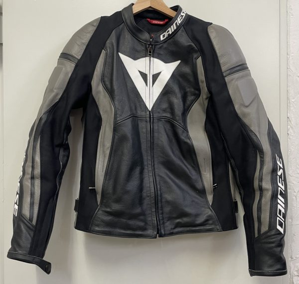 Blouson cuir Dainese - Taille 48