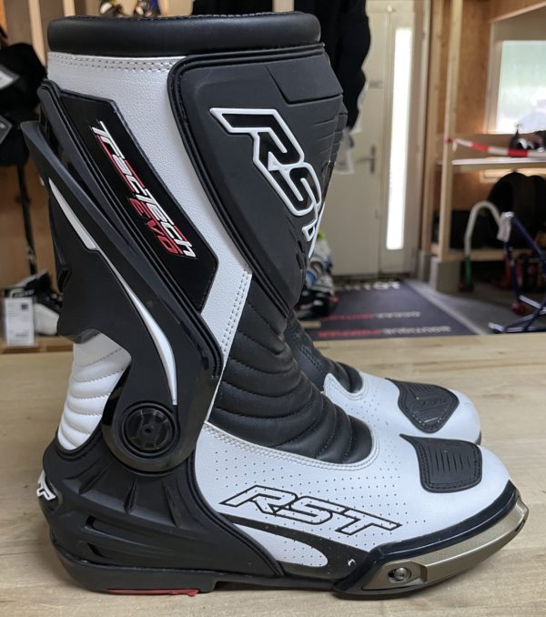 [RÉSERVÉ --> 03.05.2025 16h] Bottes piste RST - Taille 41